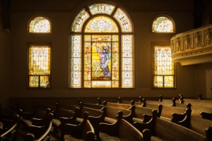 Agradecidos por una Iglesia con problemas