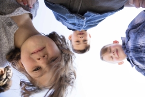 Todos hijos e hijas